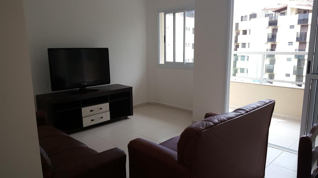 Condominio Newton Ximenes 30 Metros Da Praia Ubatuba Eksteriør billede